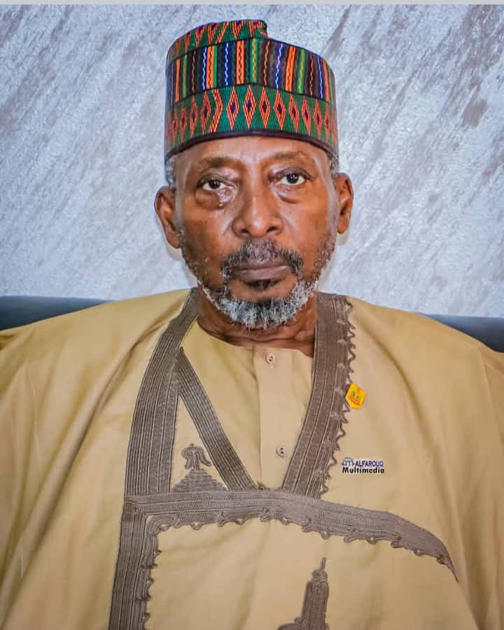 ALH MUHAMMADU MUNIR JA'AFARU mni OFR MADAKIN ZAZZAU